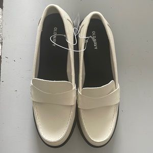Trendy Old Navy Loafer NWT Size 9